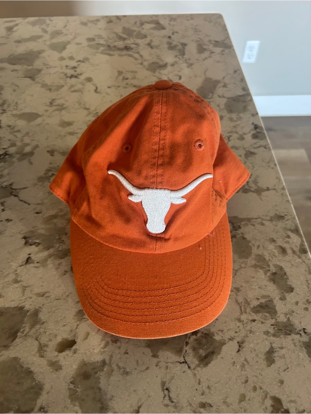 University of TX (Austin) Women’s baseball hat